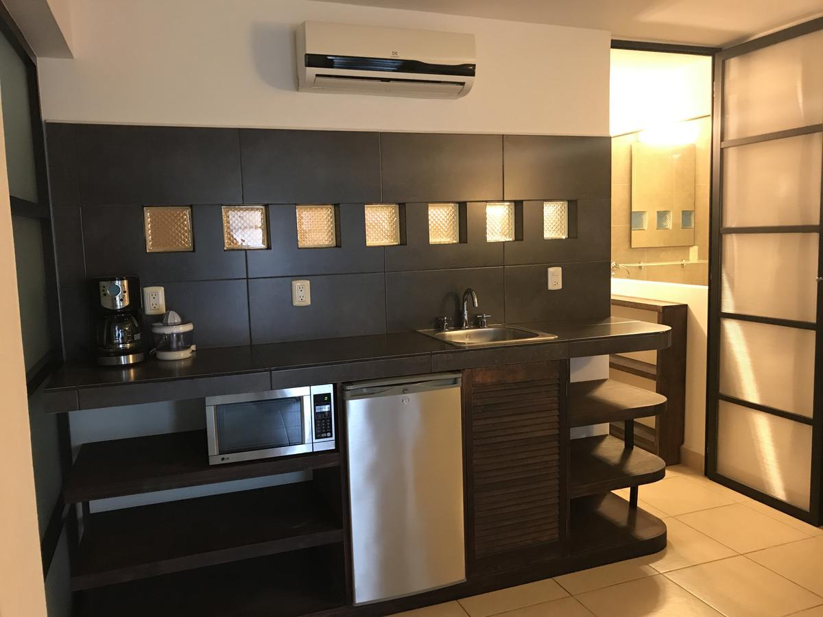 Art Deco Suites Канкун Экстерьер фото