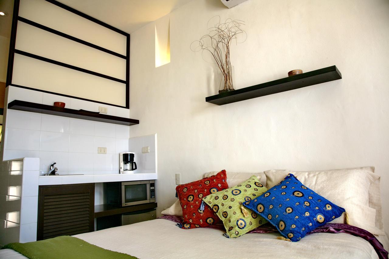 Art Deco Suites Канкун Экстерьер фото